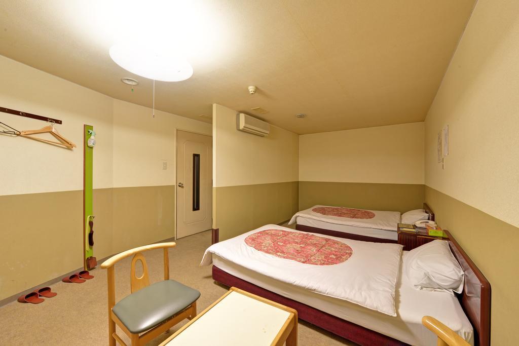 Muroran Hotel Million מראה חיצוני תמונה